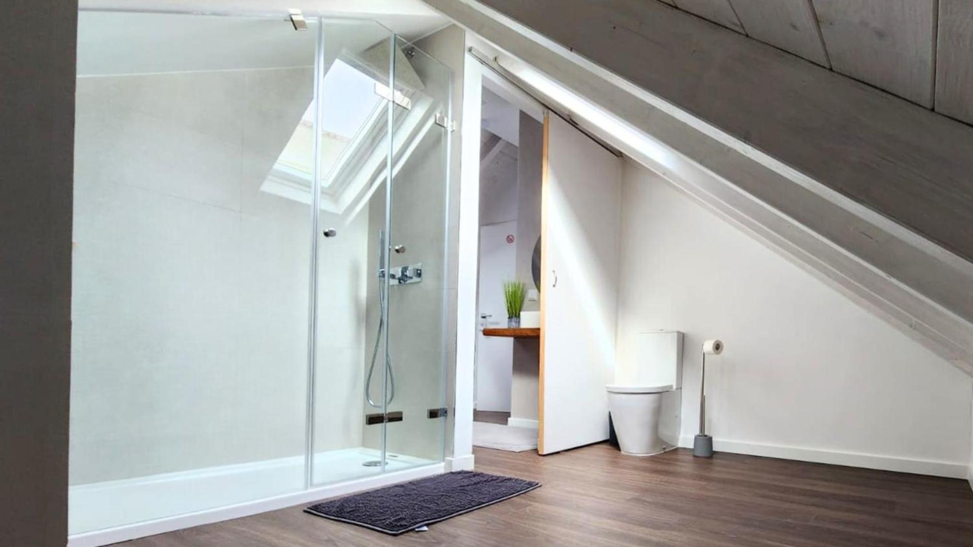 Surfsoul Guesthouse - Bed And Breakfast Peniche Exteriör bild