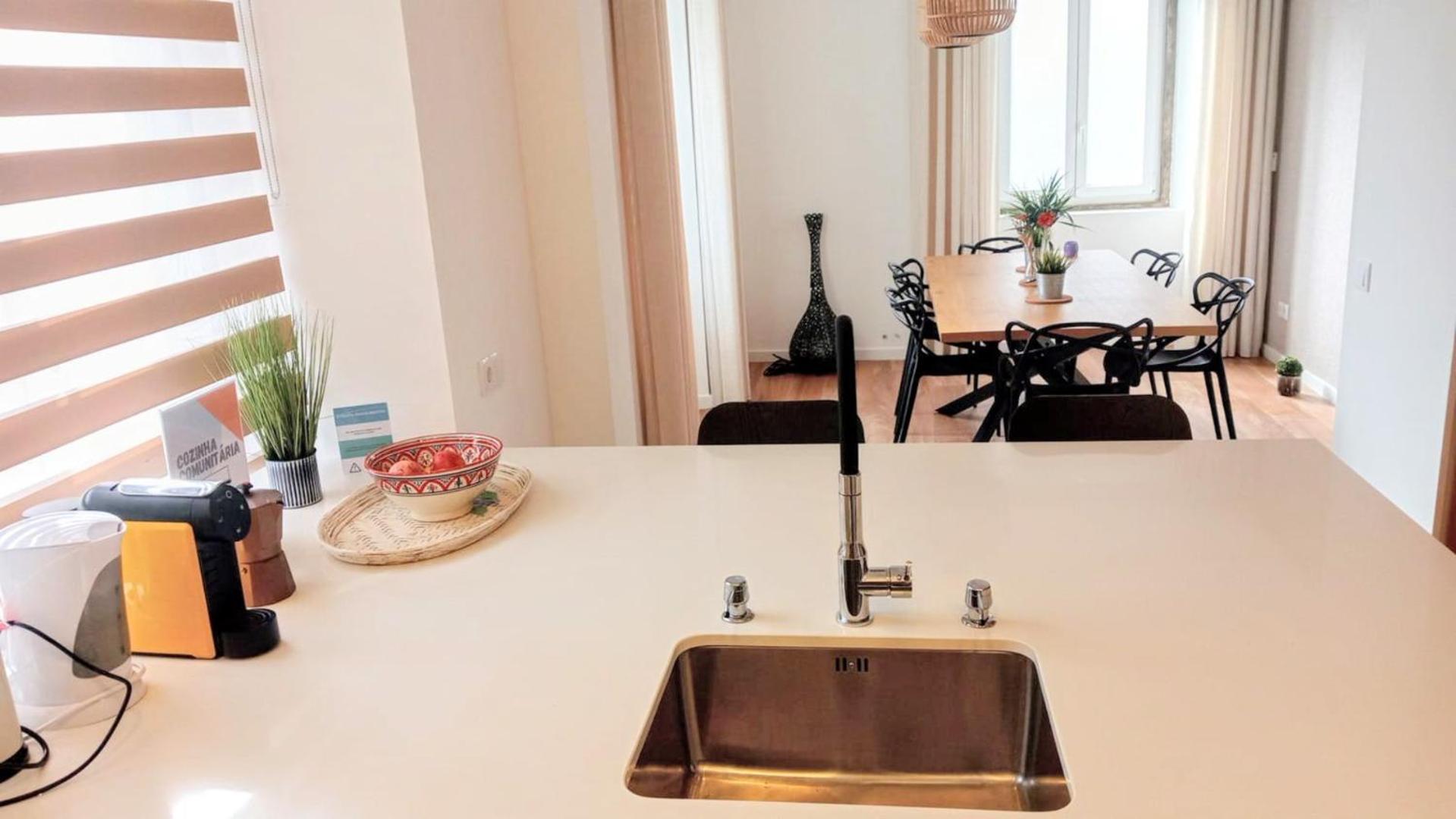Surfsoul Guesthouse - Bed And Breakfast Peniche Exteriör bild